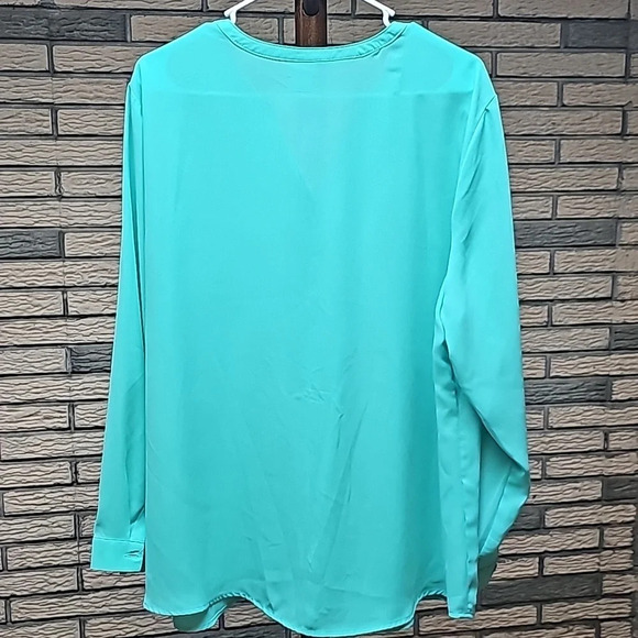 Karen Scott Woman Blouse Sz 1X Like New - Picture 5 of 9